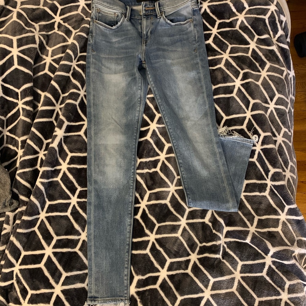 Express Distressed Legging Jean - light wash